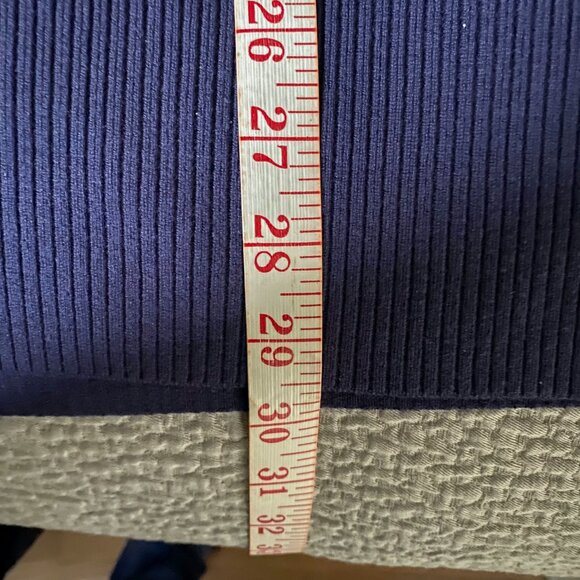 In Every Story - Striped V Neck Long Sleeve - Picture 4 of 6